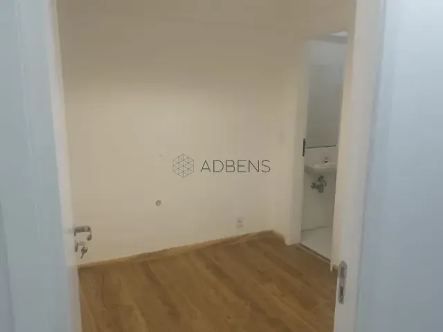 Conjunto comercial à venda, no bairro Chácara Santo Antônio em São Paulo