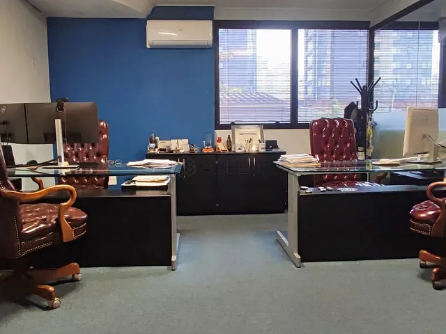 Conjunto comercial à venda, no bairro Moema em São Paulo