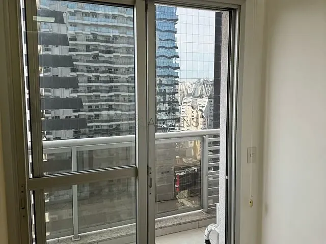Conjunto comercial para alugar, no bairro Várzea da Barra Funda em São Paulo