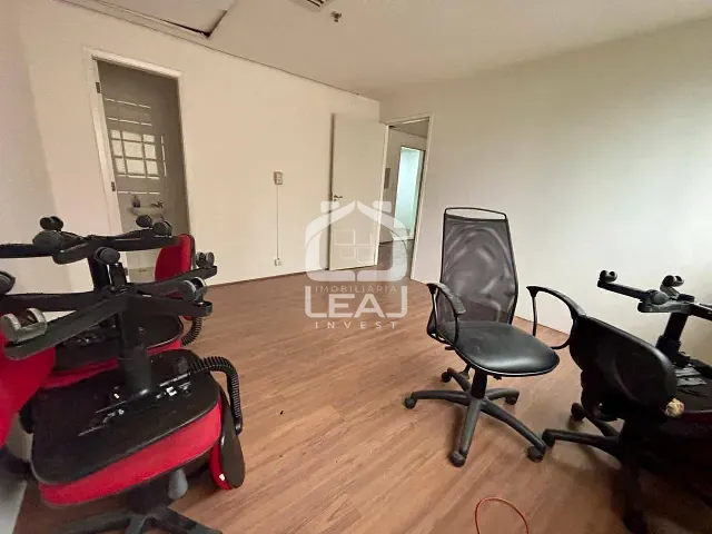 Conjunto comercial à venda, no bairro Vila Olímpia em São Paulo