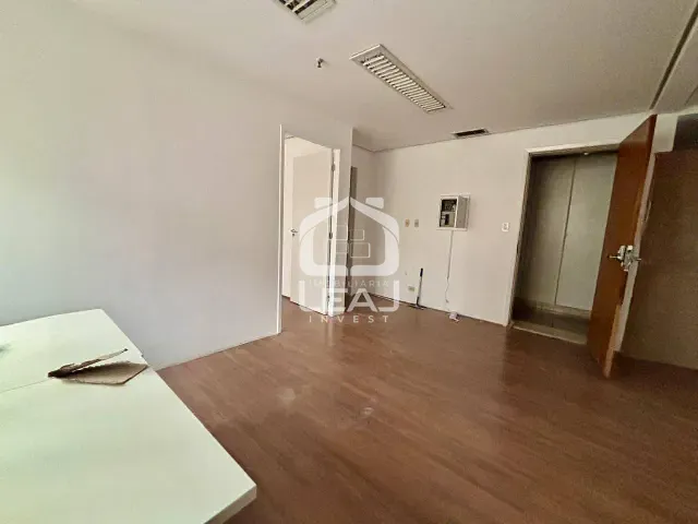 Conjunto comercial à venda, no bairro Vila Olímpia em São Paulo