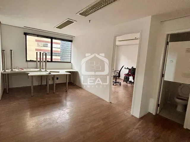 Conjunto comercial à venda, no bairro Vila Olímpia em São Paulo
