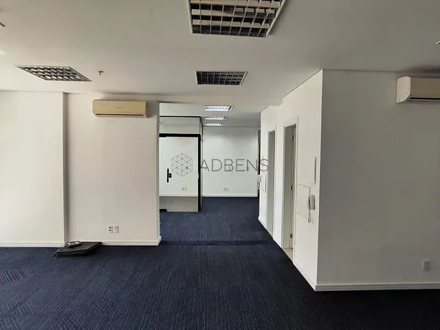 Conjunto comercial para alugar, no bairro Alphaville Centro Industrial e Empresarial/Alphaville. em Barueri