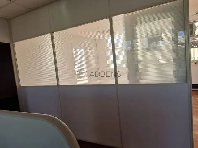 Conjunto comercial à venda ou para alugar, no bairro República em São Paulo