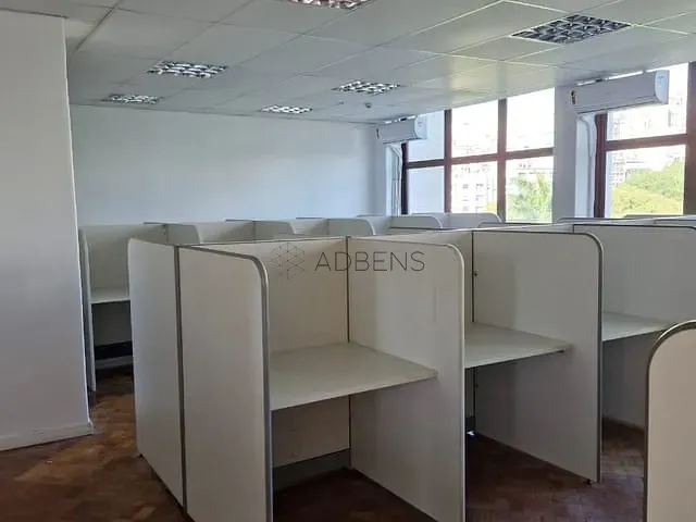 Conjunto comercial à venda ou para alugar, no bairro República em São Paulo