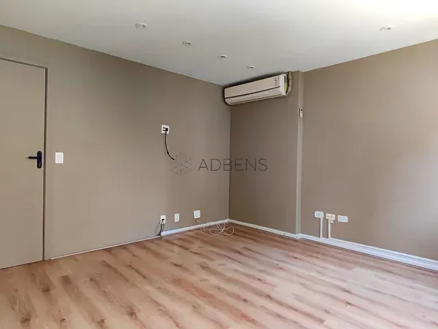 Conjunto comercial para alugar, no bairro Jardim Paulista em São Paulo