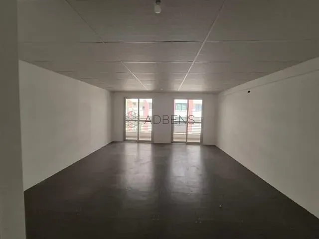 Conjunto comercial à venda, no bairro Cerqueira César em São Paulo