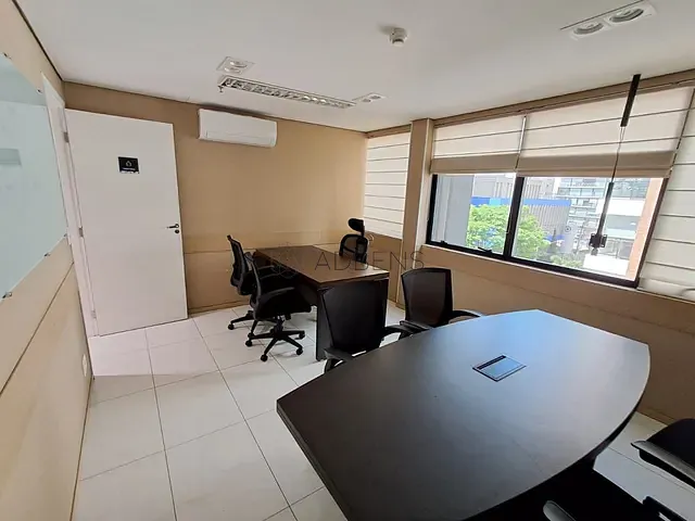 Conjunto comercial para alugar, no bairro Vila Mariana em São Paulo