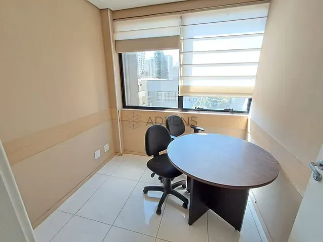 Conjunto comercial para alugar, no bairro Vila Mariana em São Paulo