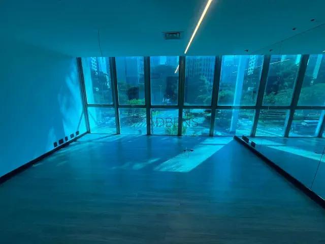Conjunto comercial para alugar, no bairro Jardim Paulistano em São Paulo