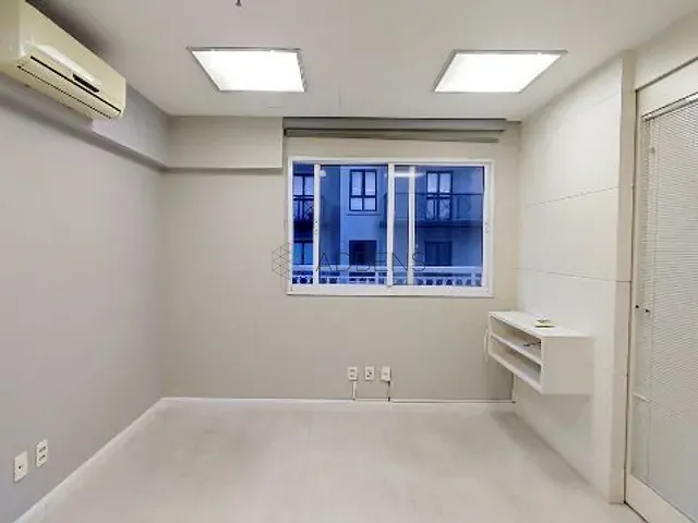 Conjunto comercial para alugar, no bairro Vila Hamburguesa - Parque Villa Lobos  em Avenida Queiroz Filho