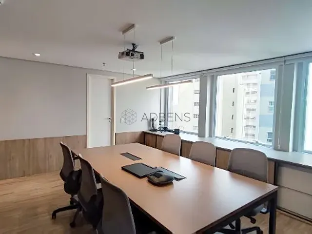 Conjunto comercial para alugar, no bairro Itaim Bibi em São Paulo