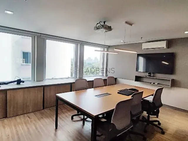 Conjunto comercial para alugar, no bairro Itaim Bibi em São Paulo