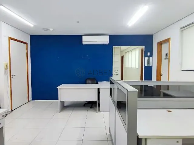 Conjunto comercial à venda ou para alugar, no bairro Vila Uberabinha em São Paulo