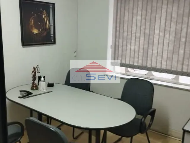 Sala com 54m², à venda, no bairro República em São Paulo