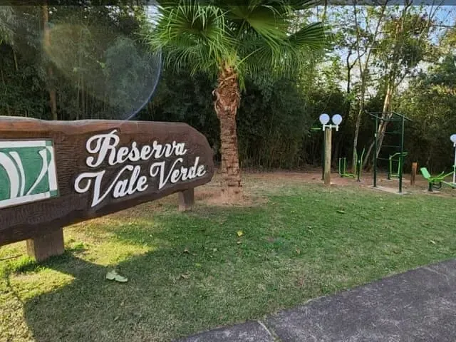 Casa com 500m² 4 quartos e 2 banheiros, à venda, no bairro Jardim Caiapiá em Cotia