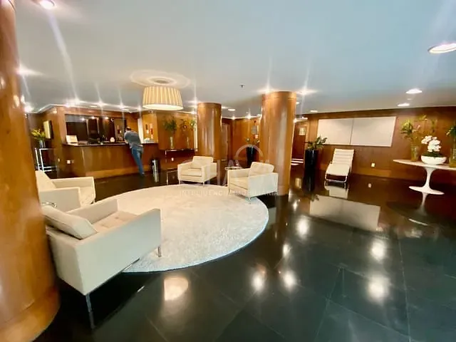 Apartamento 1 quarto e 2 banheiros, à venda, no bairro Moema em São Paulo