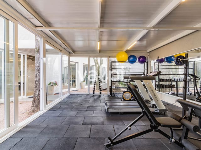 Studio com 29m² 1 quarto e 1 banheiro, para alugar, no bairro Santa Cecília em Porto Alegre