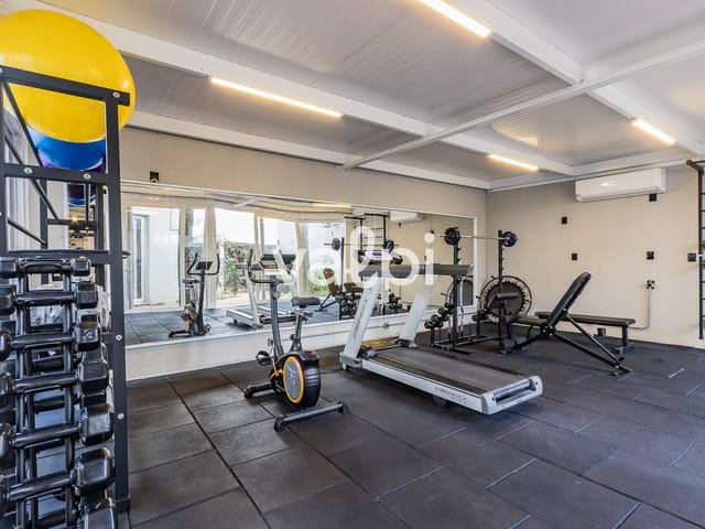 Studio com 30m² 1 quarto e 1 banheiro, à venda ou para alugar, no bairro Santa Cecília em Porto Alegre