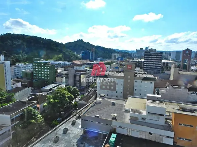Apartamento 1 quarto e 1 banheiro, à venda, no bairro Centro em Blumenau