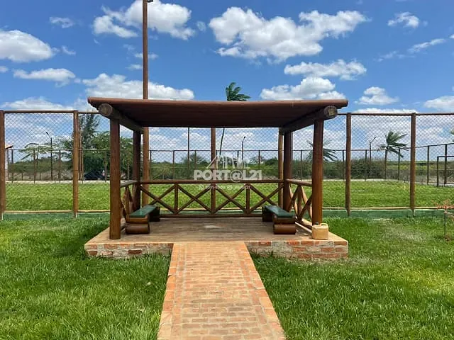 Terreno com 375m², à venda, no bairro PEDRINHAS em Petrolina