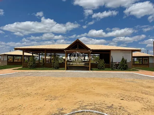 Terreno com 375m², à venda, no bairro PEDRINHAS em Petrolina
