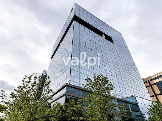 Studio com 43m² 1 quarto e 1 banheiro, à venda ou para alugar, no bairro Três Figueiras em Porto Alegre