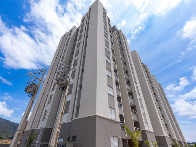 Apartamento 2 quartos e 2 banheiros, à venda, no bairro Pires em Extrema