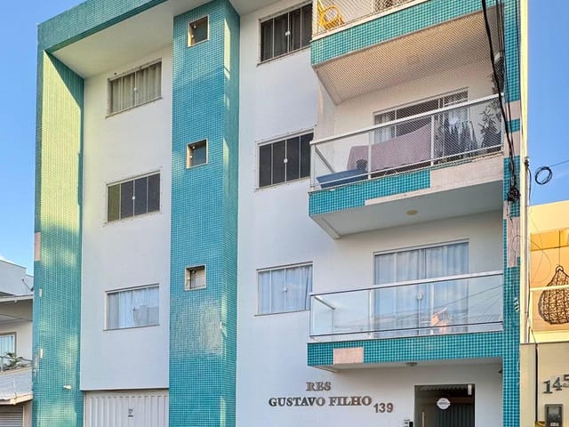 Apartamento 3 quartos e 2 banheiros, para alugar, no bairro Lions em Itaperuna