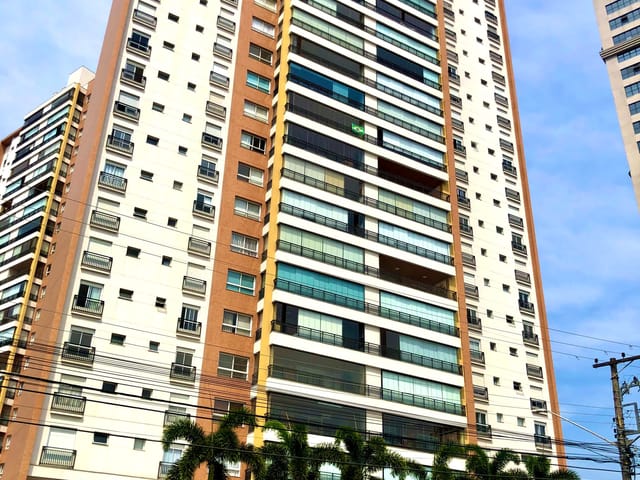 Apartamento com 235m² 4 quartos e 5 banheiros, à venda, no bairro Jardim das Nações em Taubaté