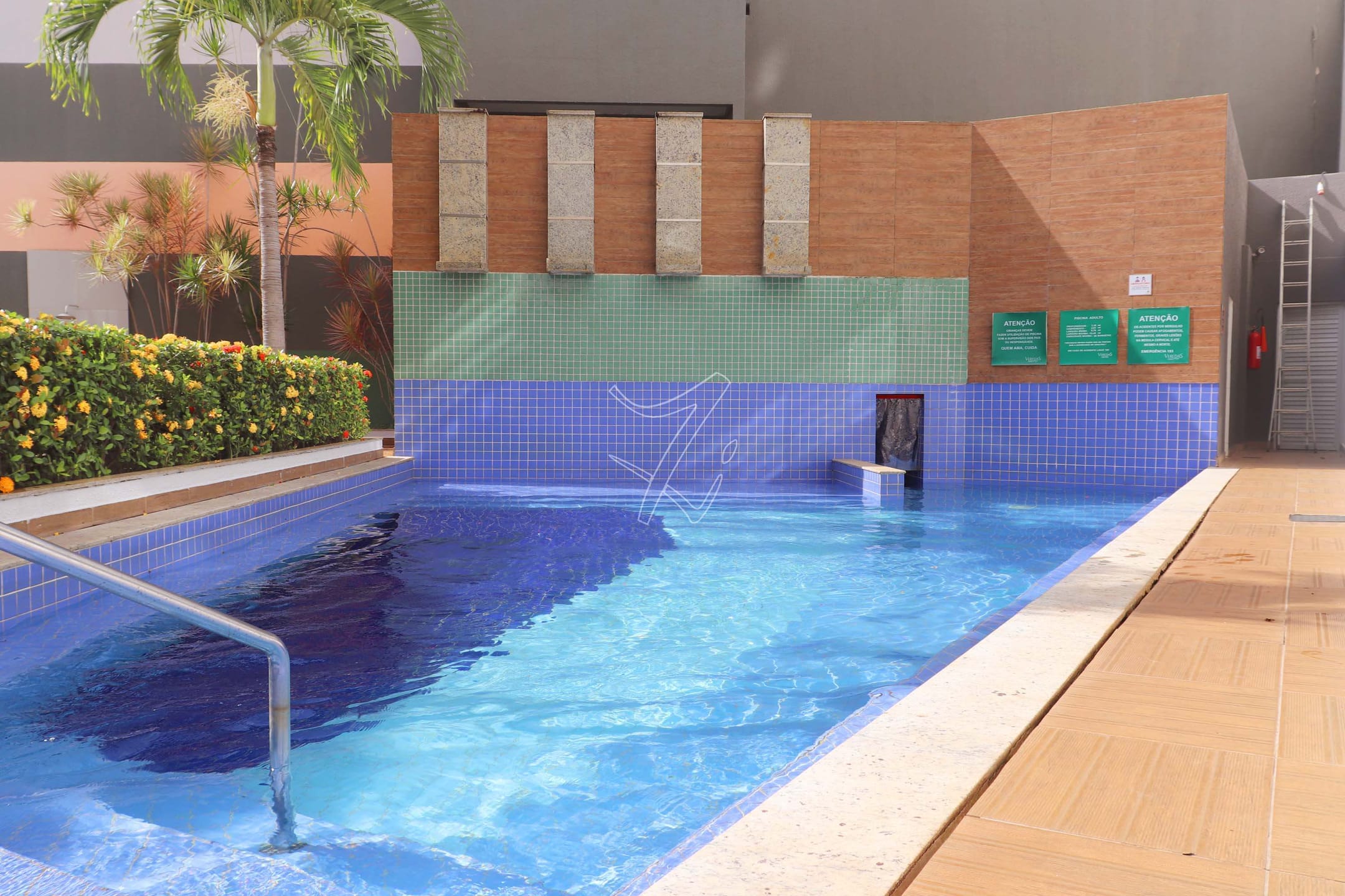 Apartamento à venda com 1 quarto, 41m² - Foto 32