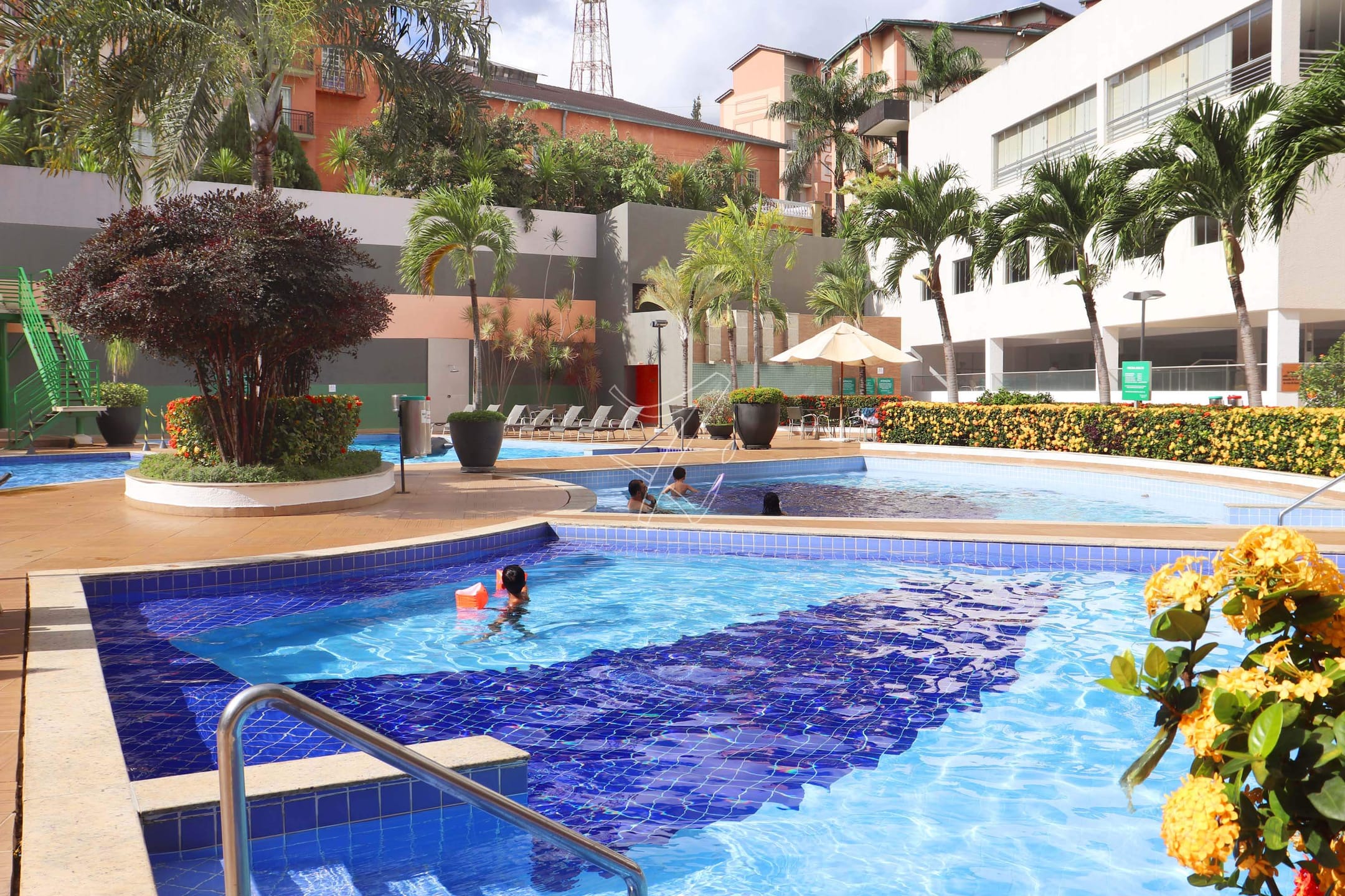 Apartamento à venda com 1 quarto, 41m² - Foto 15