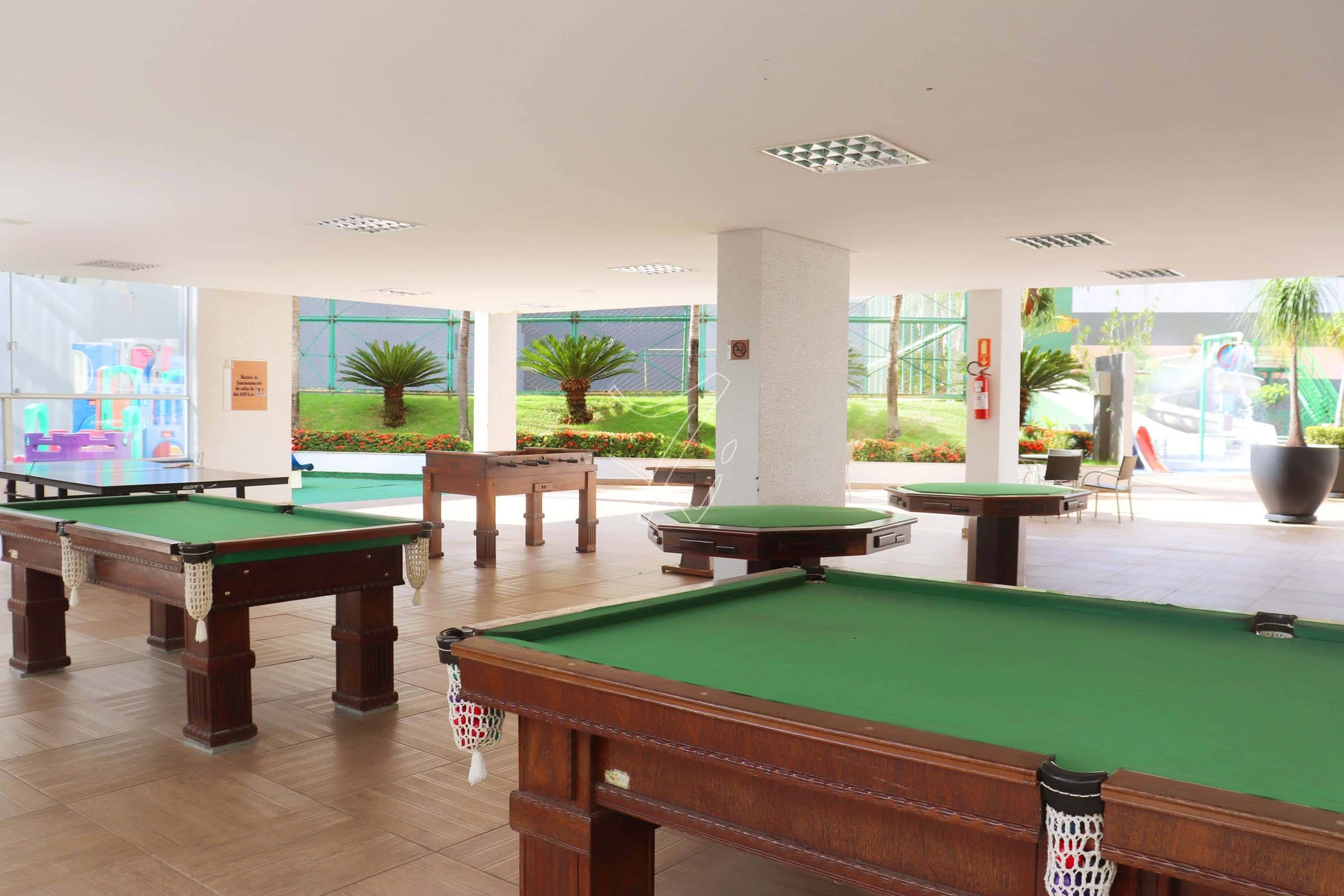 Apartamento à venda com 1 quarto, 41m² - Foto 40