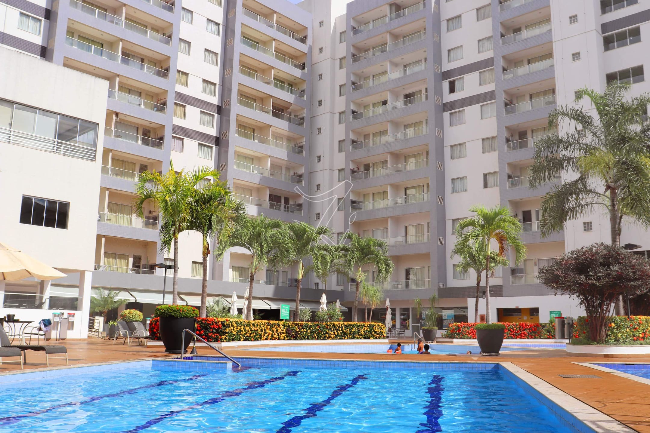Apartamento à venda com 1 quarto, 41m² - Foto 31