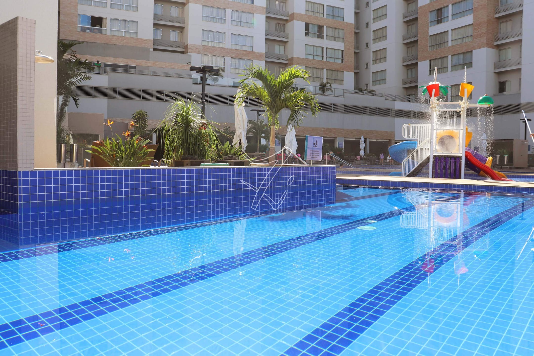 Apartamento à venda com 2 quartos, 60m² - Foto 37