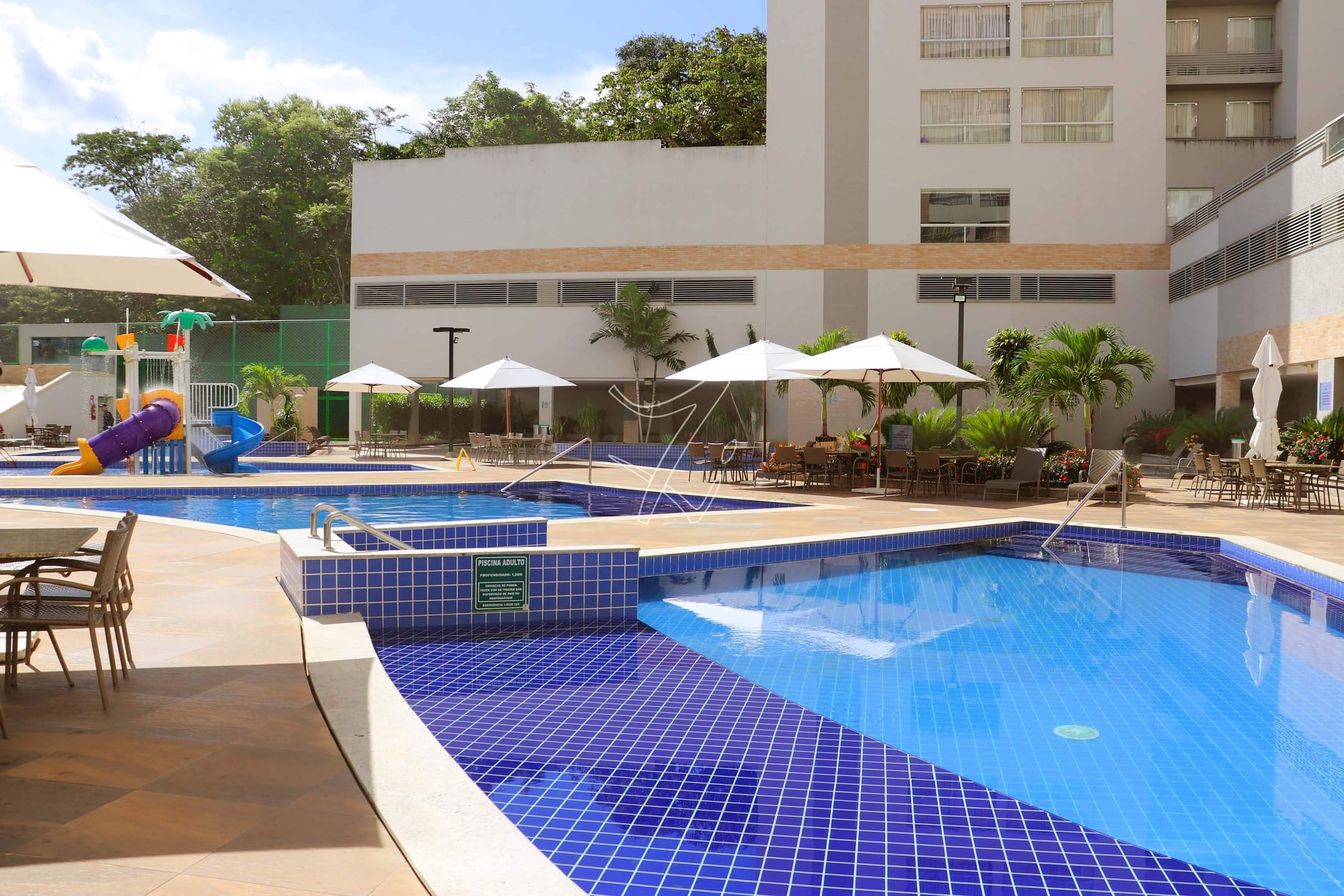 Apartamento à venda com 2 quartos, 60m² - Foto 13