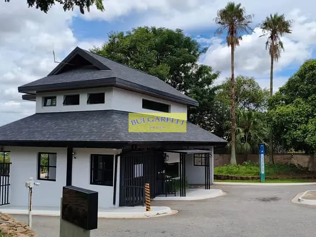 Sobrado com 450m² 4 quartos e 6 banheiros, à venda, no bairro Anhangabaú em Jundiaí