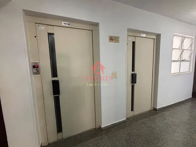 Apartamento 2 quartos e 2 banheiros, à venda, no bairro Portão em Curitiba