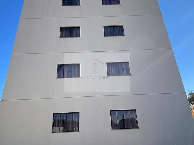 Kitnet para alugar, no bairro Centro em Rolândia