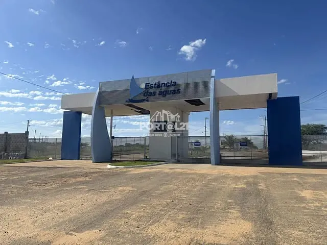 Terreno com 260m², à venda, no bairro Zona Rural em Petrolina