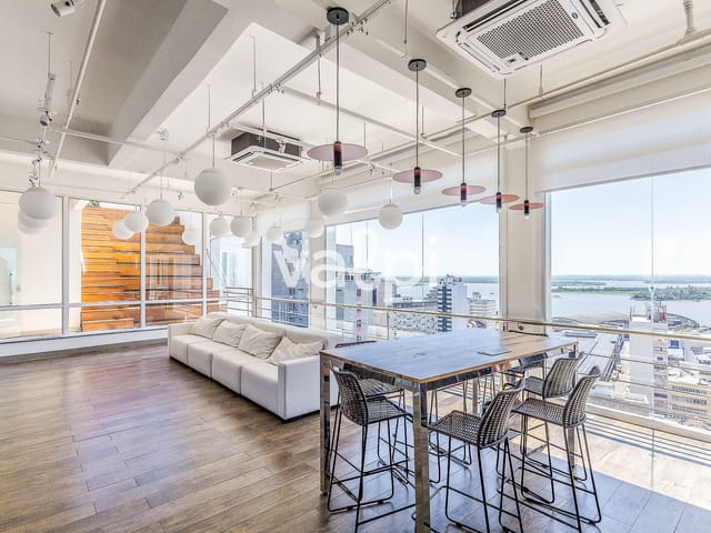 Studio com 32m² 1 quarto e 1 banheiro, para alugar, no bairro Centro Histórico em Porto Alegre