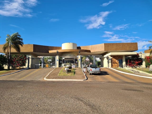 Terreno com 452m², à venda, no bairro Chácara Cachoeira em Campo Grande