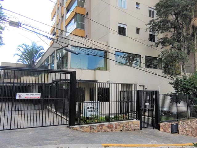 Condomínio do Apartamento - Apartamento à venda, com 150m² 4 Dorm (3 suítes) 3 vagas demarcadas muito verde e lazer completo. Oportunidade no Tremembé - Condomínio Alameda Floresta | Lares e Andares Imóveis