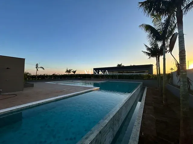 Terreno com 318m², à venda, no bairro Gleba Simon Frazer em Londrina
