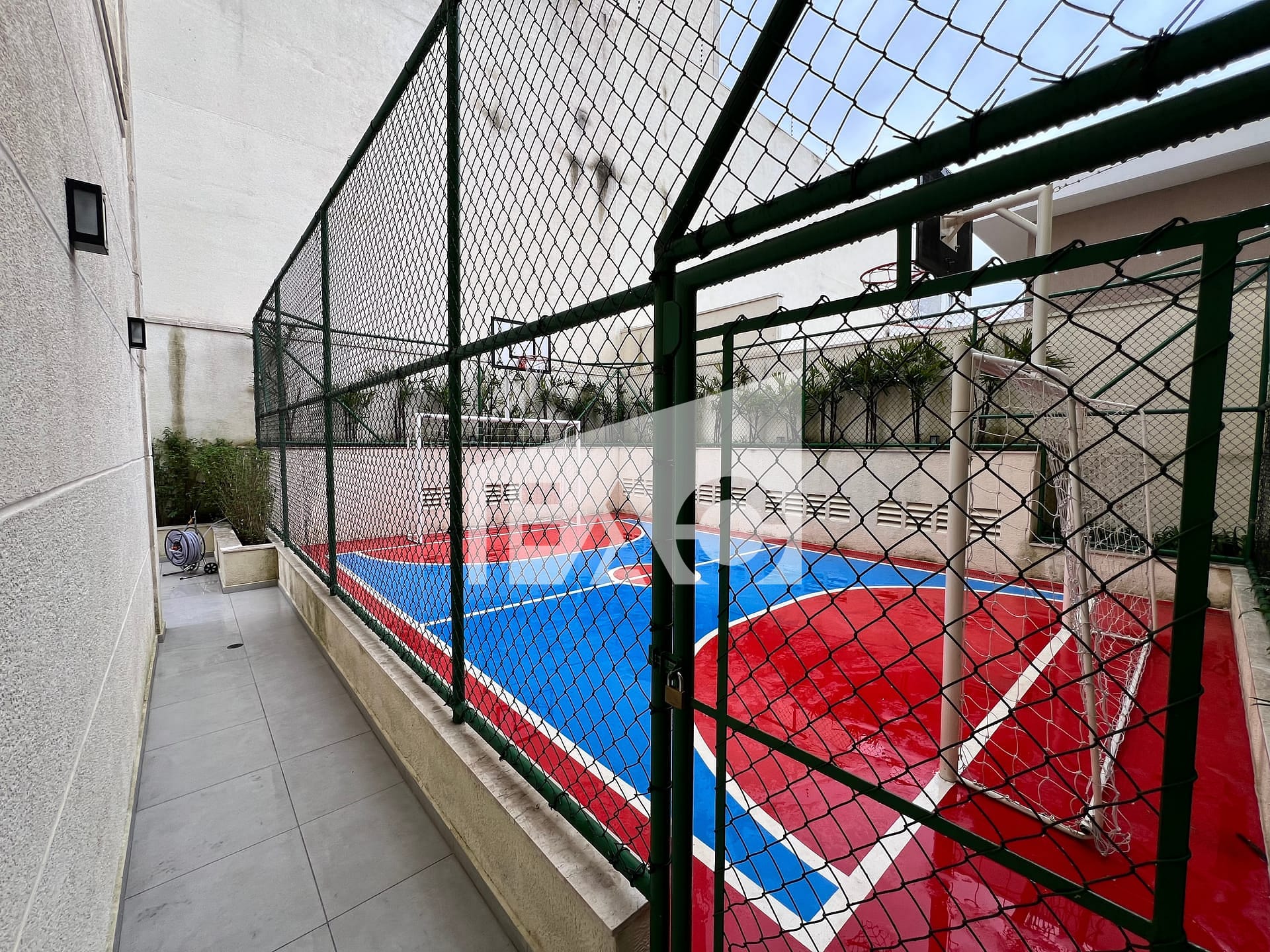 Apartamento para alugar com 2 quartos, 74m² - Foto 45