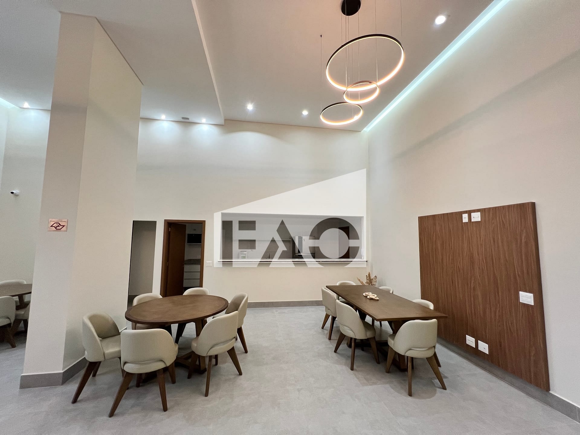 Apartamento para alugar com 2 quartos, 74m² - Foto 42
