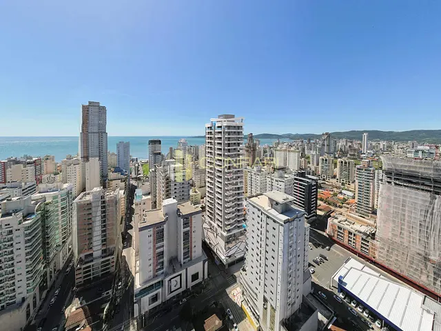 Apartamento com 160m² 3 quartos e 4 banheiros, à venda, no bairro Castelo Branco em Itapema