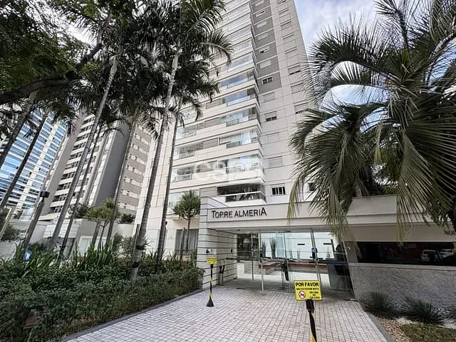 Apartamento 3 quartos e 4 banheiros, à venda, no bairro Gleba Fazenda Palhano em Londrina