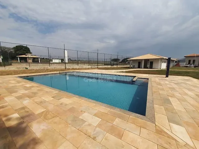 Terreno com 491m², à venda, no bairro Condomínio Residencial Holland Park em Holambra