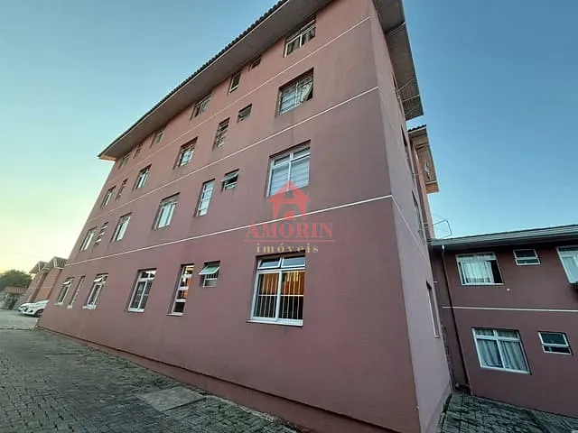 Apartamento com 50m² 3 quartos e 1 banheiro, para alugar, no bairro Campo Comprido em Curitiba